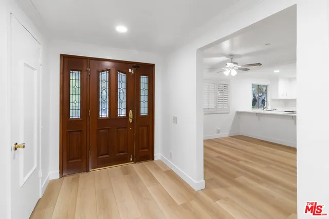 $1,410,000 | 975 Valley Vista Drive, Camarillo, CA 93010