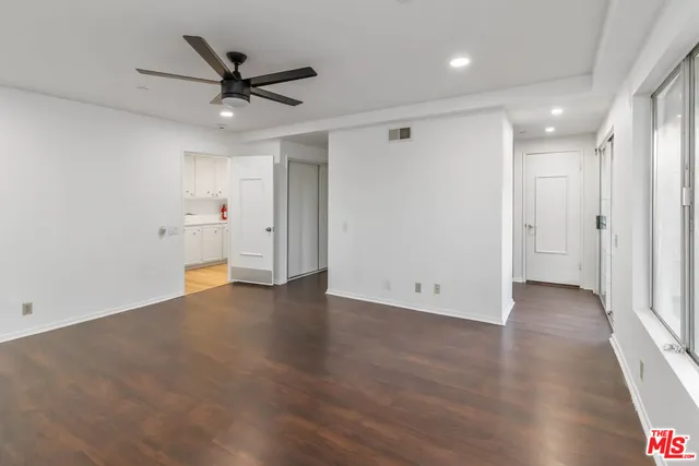 $1,410,000 | 975 Valley Vista Drive, Camarillo, CA 93010