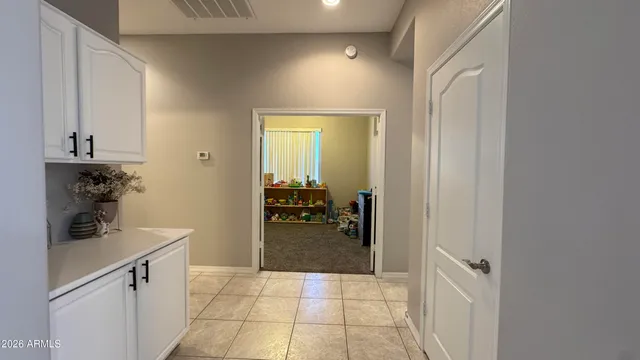 $3,990 | 571 West Locust Dr., Chandler, AZ 85248