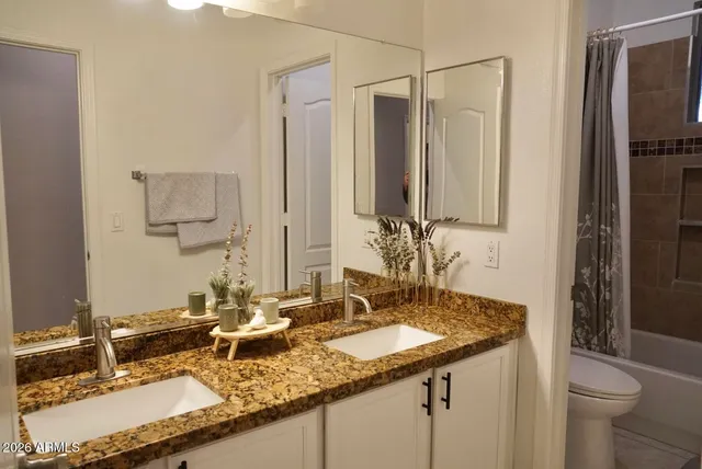 $3,990 | 571 West Locust Dr., Chandler, AZ 85248