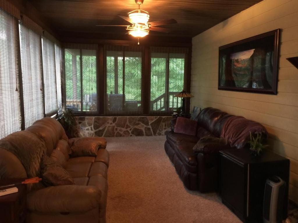 154 Clyde White Road Elizabethton, TN 37643 - Photo 11 of 18 Photo 11