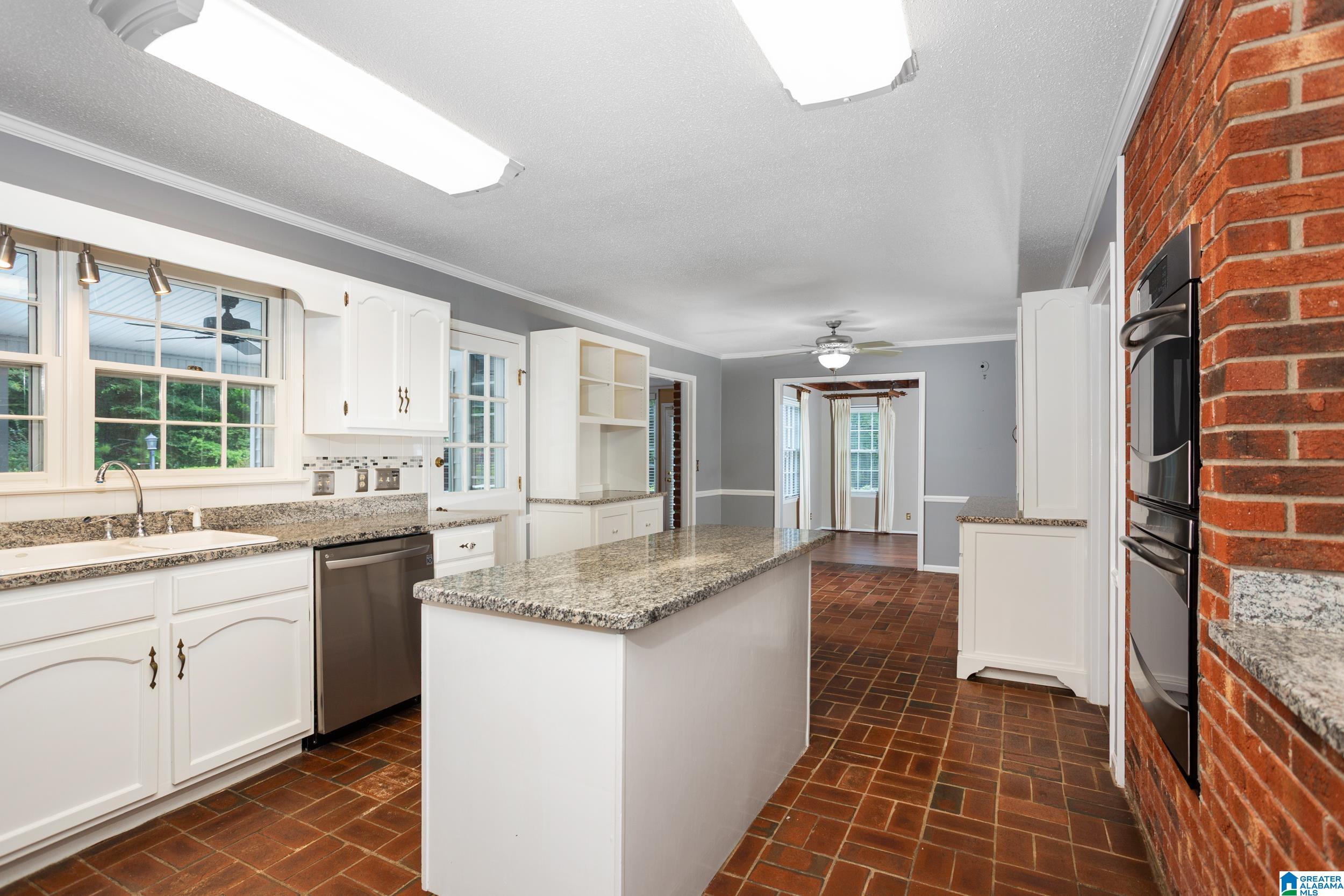 2327 Ridgeview Road Anniston, AL 36207 - Photo 19 of 61