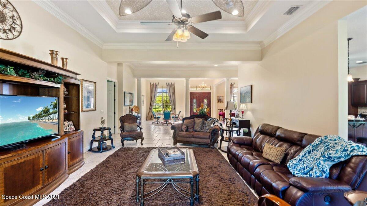 3712 Glenn Road Mims, FL 32754 - Photo 11 of 51 Living Room (3)