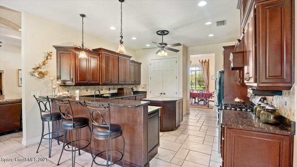 3712 Glenn Road Mims, FL 32754 - Photo 14 of 51 Kitchen