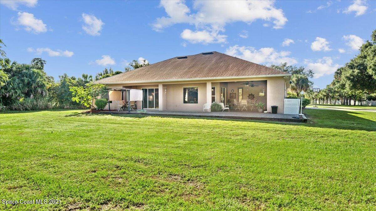 3712 Glenn Road Mims, FL 32754 - Photo 43 of 51 Backyard (3)