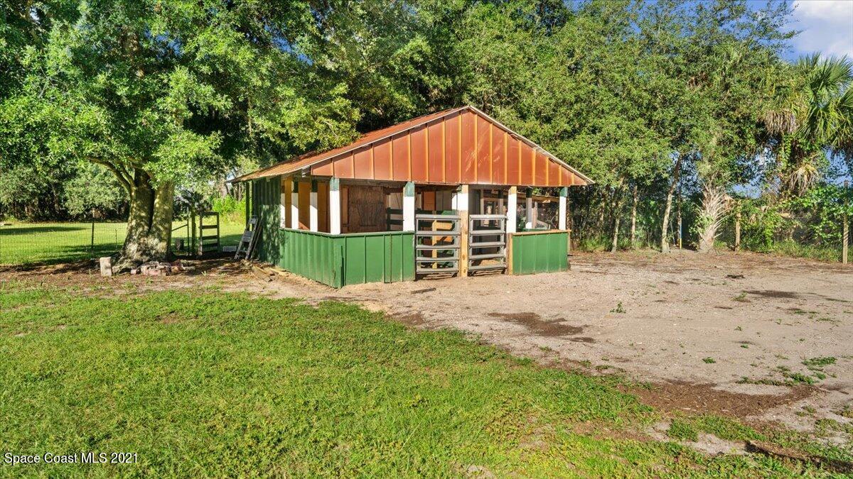 3712 Glenn Road Mims, FL 32754 - Photo 44 of 51 Stall Barn