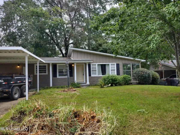 $1,325 | 1426 50th Avenue, Meridian, MS 39307