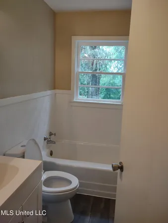 $1,325 | 1426 50th Avenue, Meridian, MS 39307