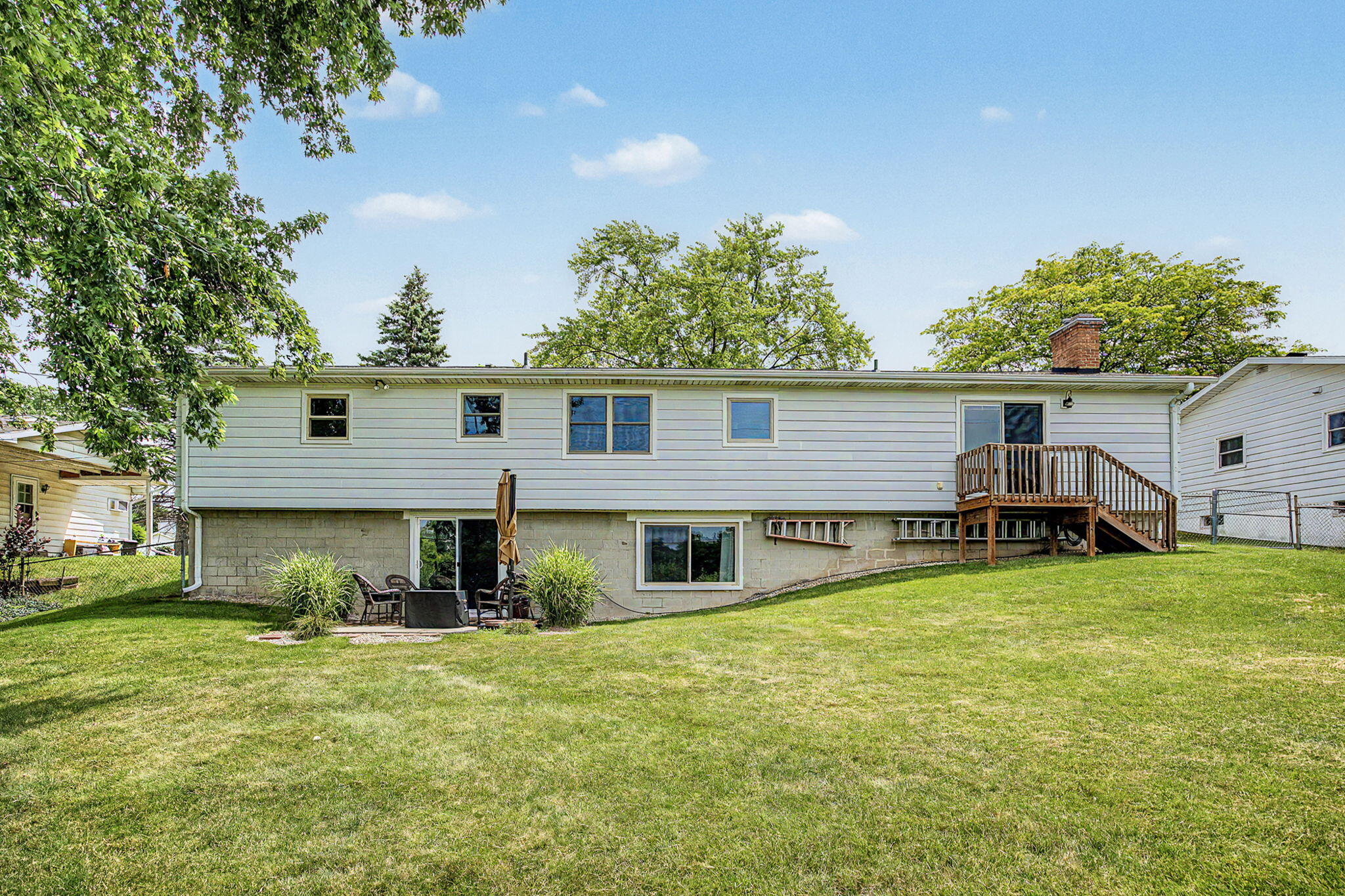 513 Stone Ridge Drive Lansing, MI 48917 - Photo 34 of 45 Back