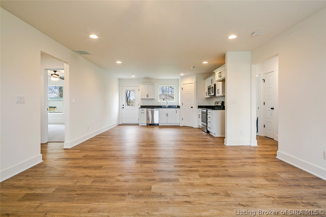 1006 Dunbarton Way Georgetown, IN 47122 - Photo 4 of 55