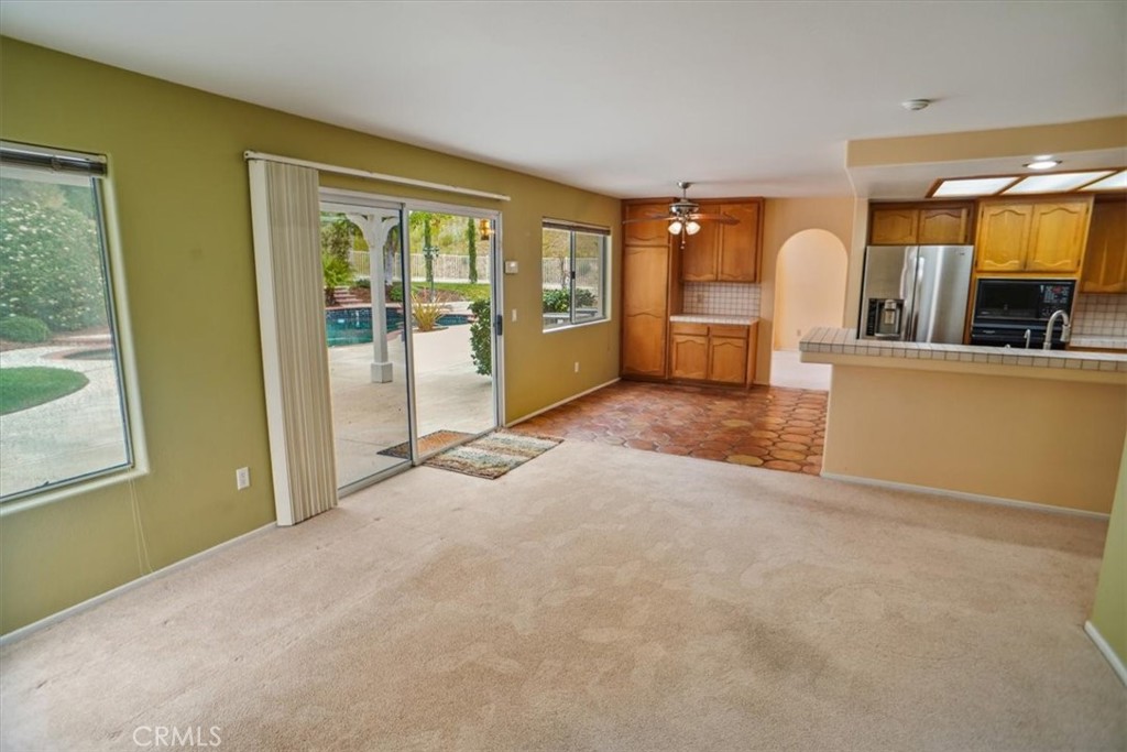 25559 Longfellow Place Stevenson Ranch, CA 91381 - Photo 7 of 30