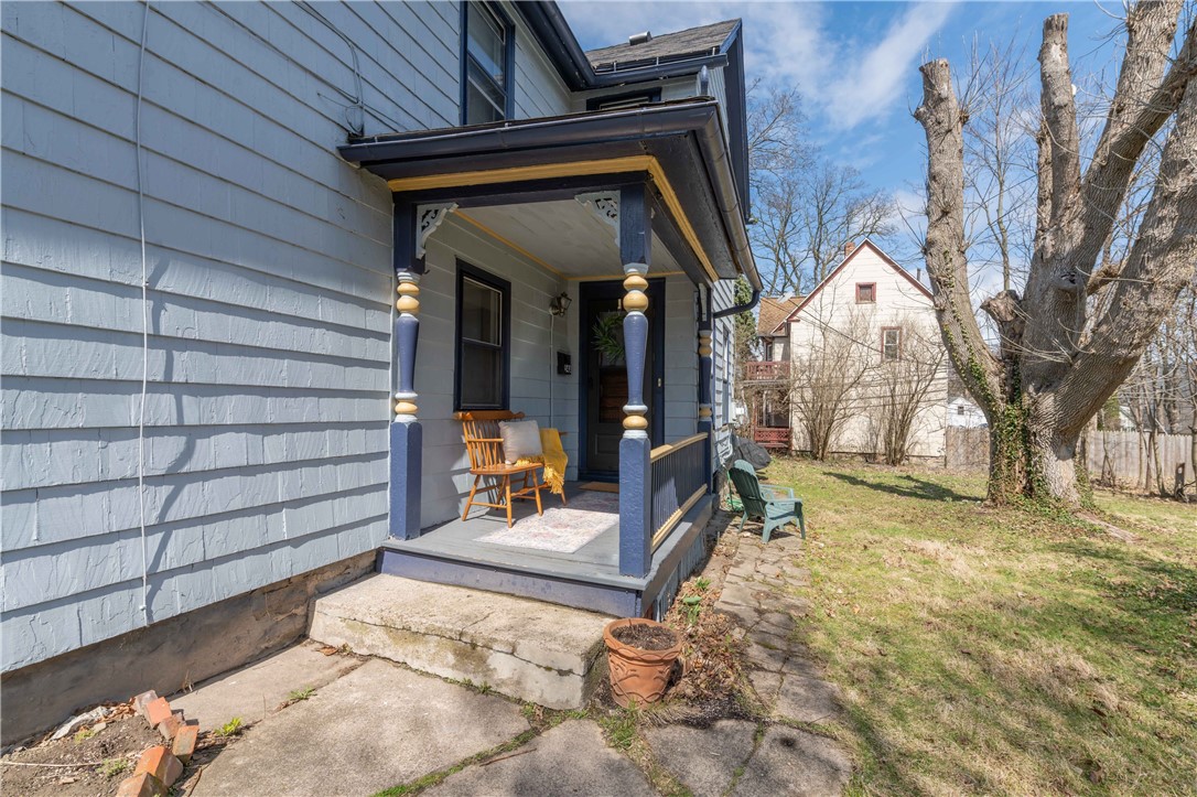 54 Sanford Street Rochester, NY 14620 - Photo 2 of 27