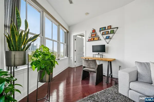 $5,800 | 22 Ave At Port Imperial, Unit 302, West New York, NJ 07093