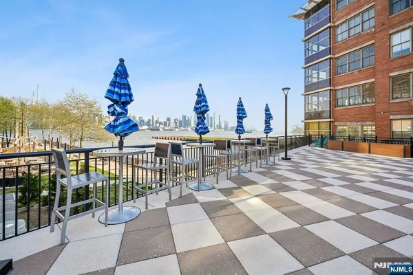 $5,800 | 22 Ave At Port Imperial, Unit 302, West New York, NJ 07093