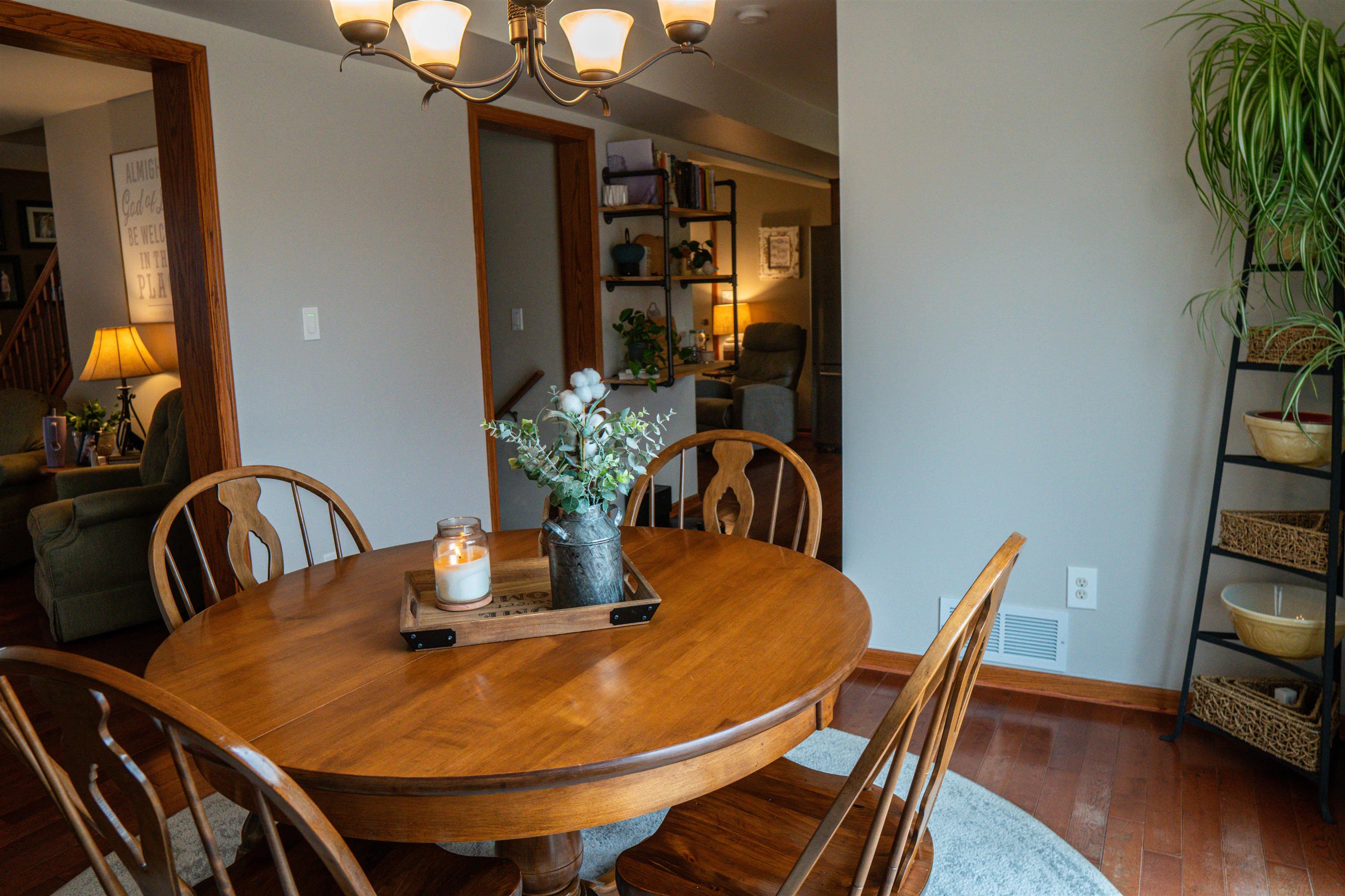 102 Windward Lane Rochelle, IL 61068 - Photo 23 of 41 Gallery Image 23