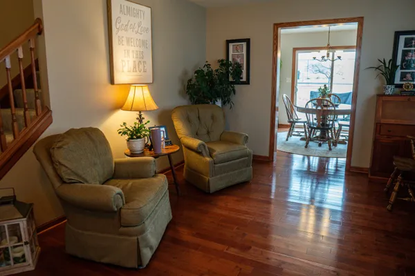 $267,900 | 102 Windward Lane, Rochelle, IL 61068