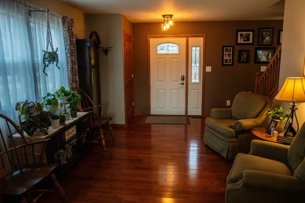 $267,900 | 102 Windward Lane, Rochelle, IL 61068