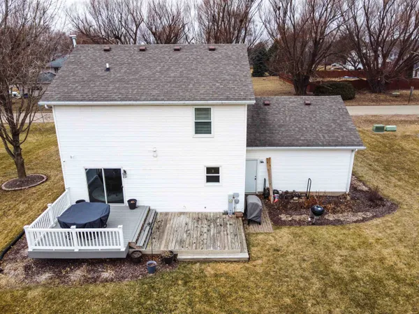 $267,900 | 102 Windward Lane, Rochelle, IL 61068