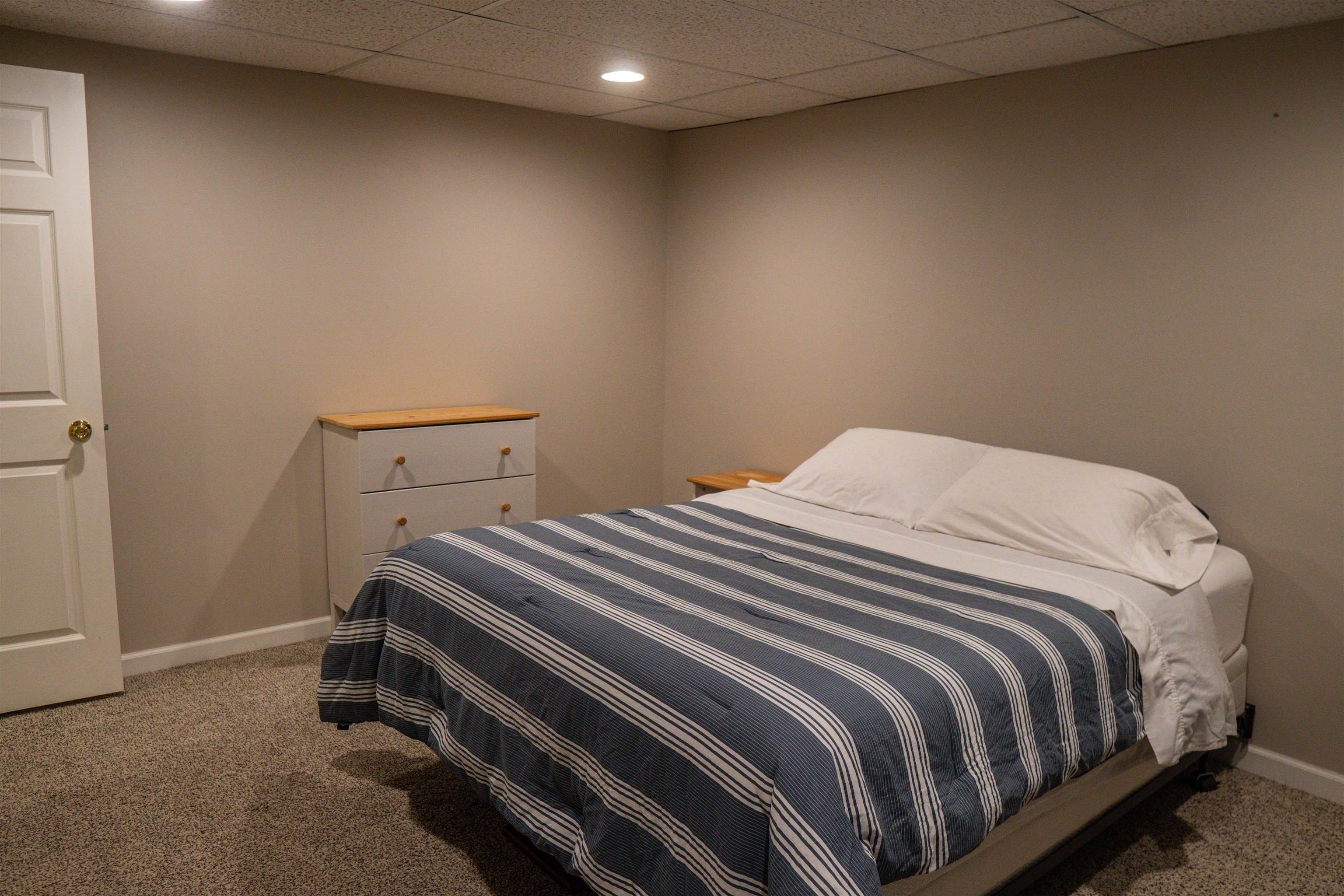 102 Windward Lane Rochelle, IL 61068 - Photo 37 of 41 Gallery Image 37