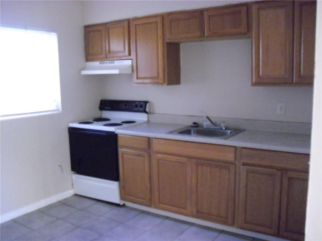 451 Silver Beach Road, Unit 2 Riviera Beach, FL 33403 - Photo 4 of 9 Photo 4