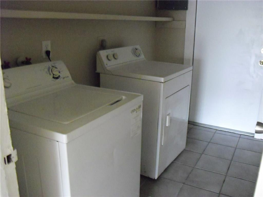 451 Silver Beach Road, Unit 2 Riviera Beach, FL 33403 - Photo 5 of 9 Photo 5