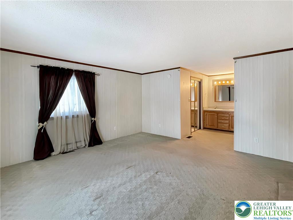 3406 Church Road Easton, PA 18045 - Photo 18 of 39 Primary bedroom suite