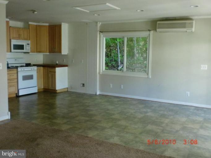 6234 Beverleys Mill Road Broad Run, VA 20137 - Photo 3 of 21 Apartment Kitchen