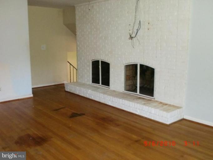 6234 Beverleys Mill Road Broad Run, VA 20137 - Photo 4 of 21 Family Room