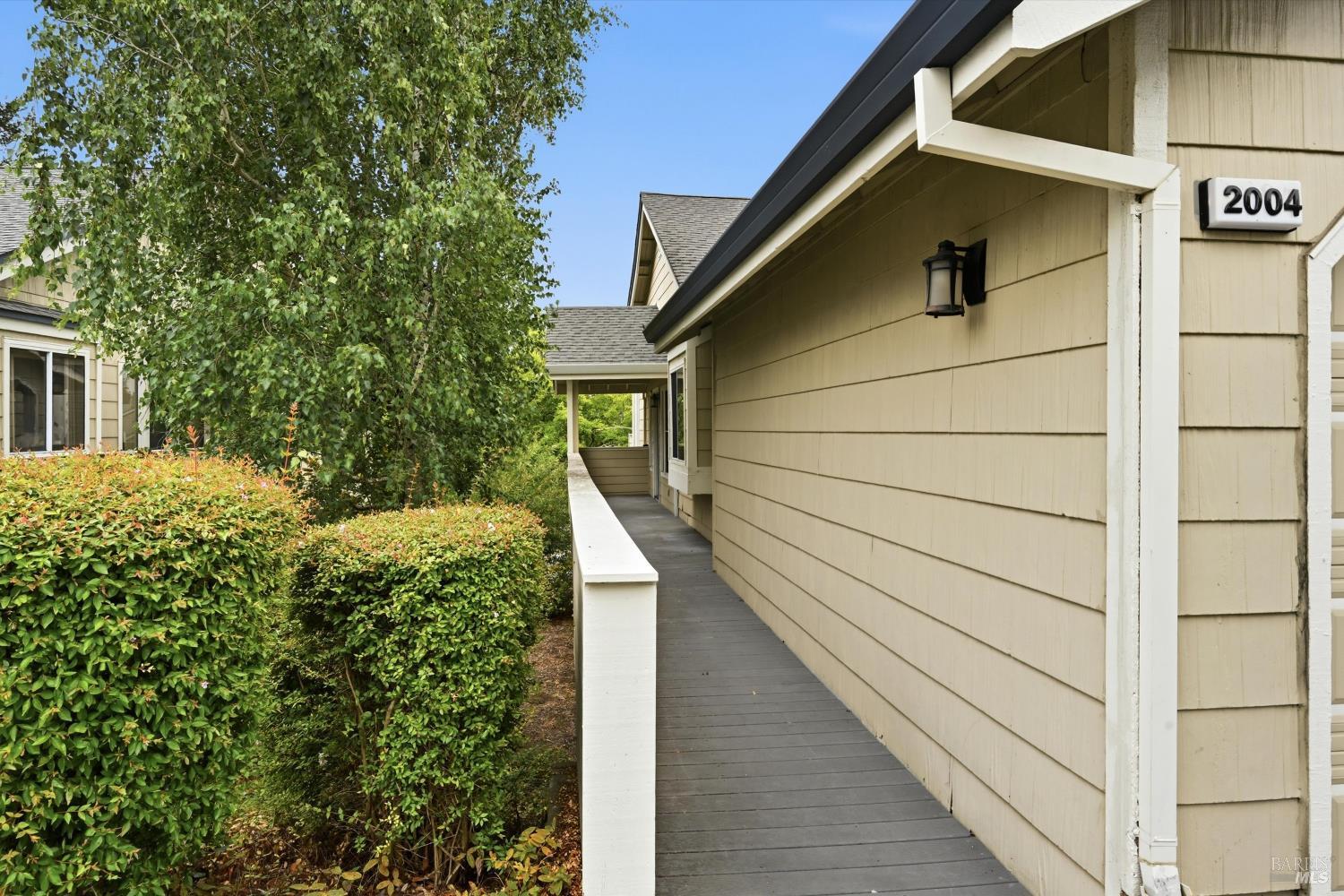 2004 Stonefield Lane Santa Rosa, CA 95403 - Photo 3 of 45