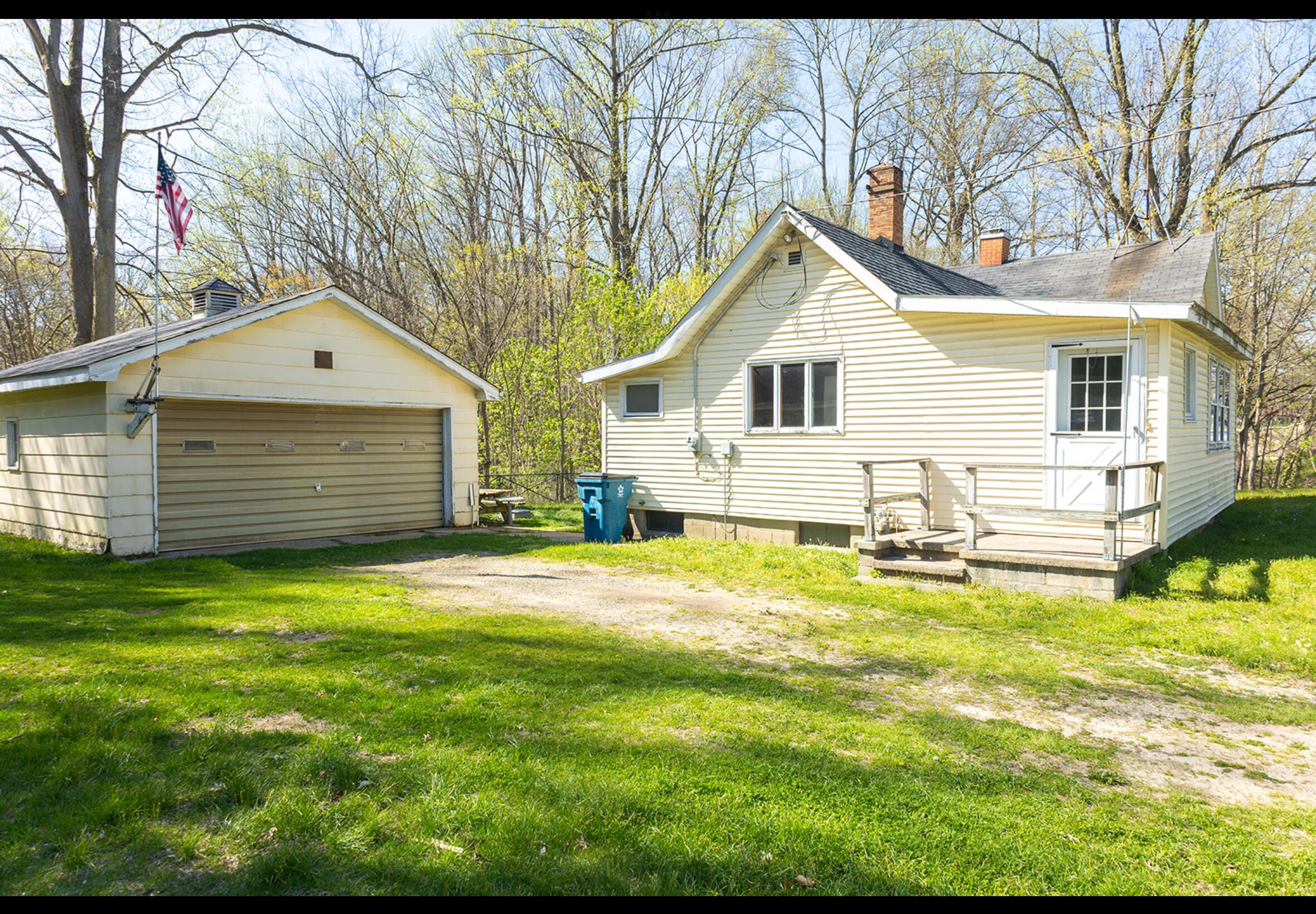 15232 Three Oaks Road Three Oaks, MI 49128 - Photo 2 of 15 IMG_0349