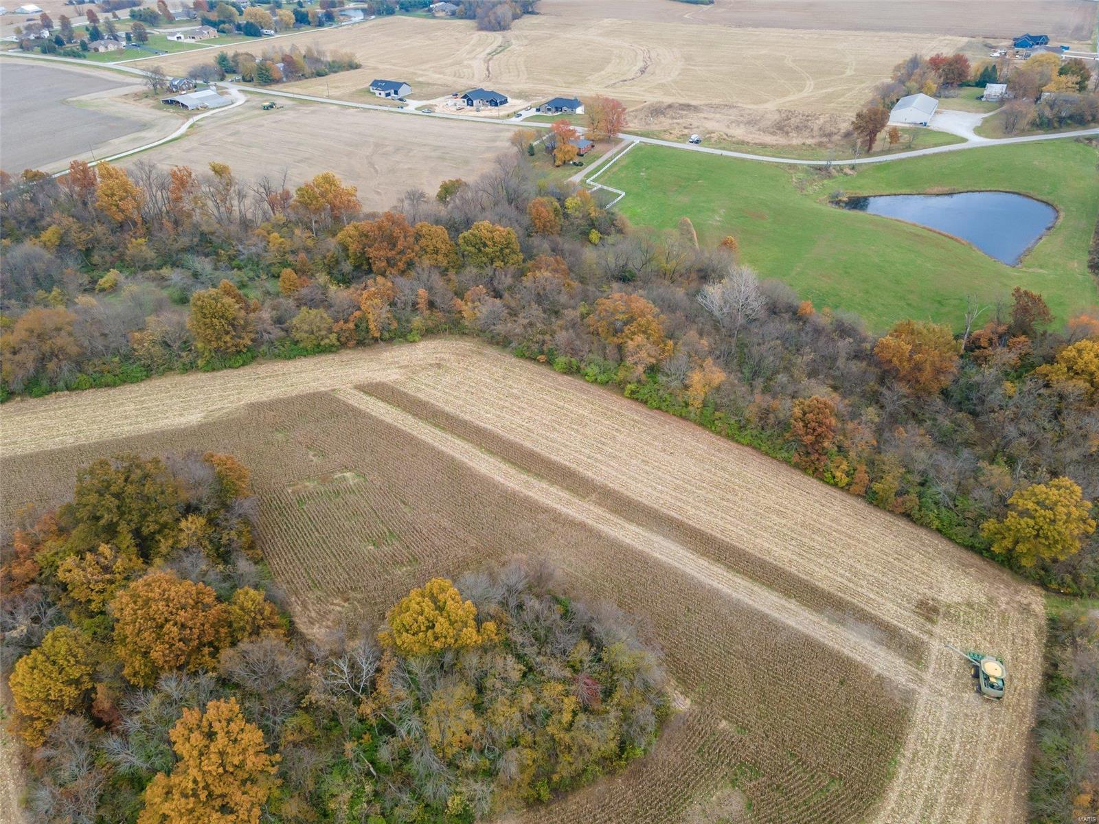 2851 Staunton Road Edwardsville, IL 62025 - Photo 8 of 37 Gallery Image 8