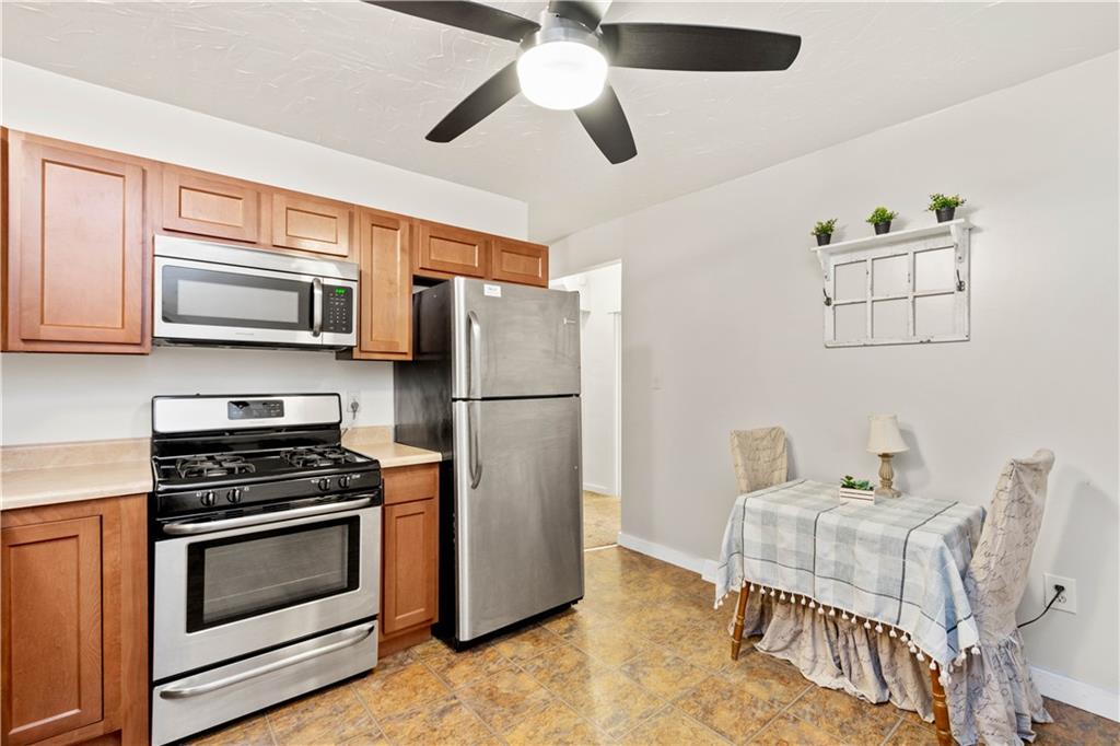 955 Boyce Road Bridgeville, PA 15017 - Photo 11 of 22