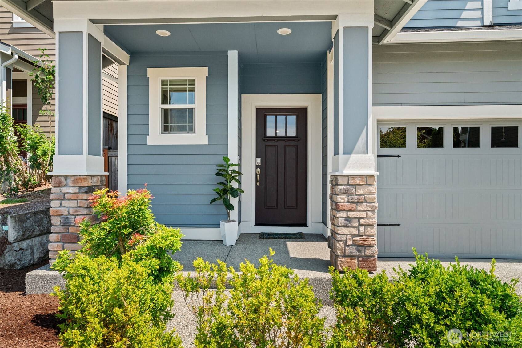21221 41st Avenue Southeast Bothell, WA 98021 - Photo 3 of 32 Gallery Image 3