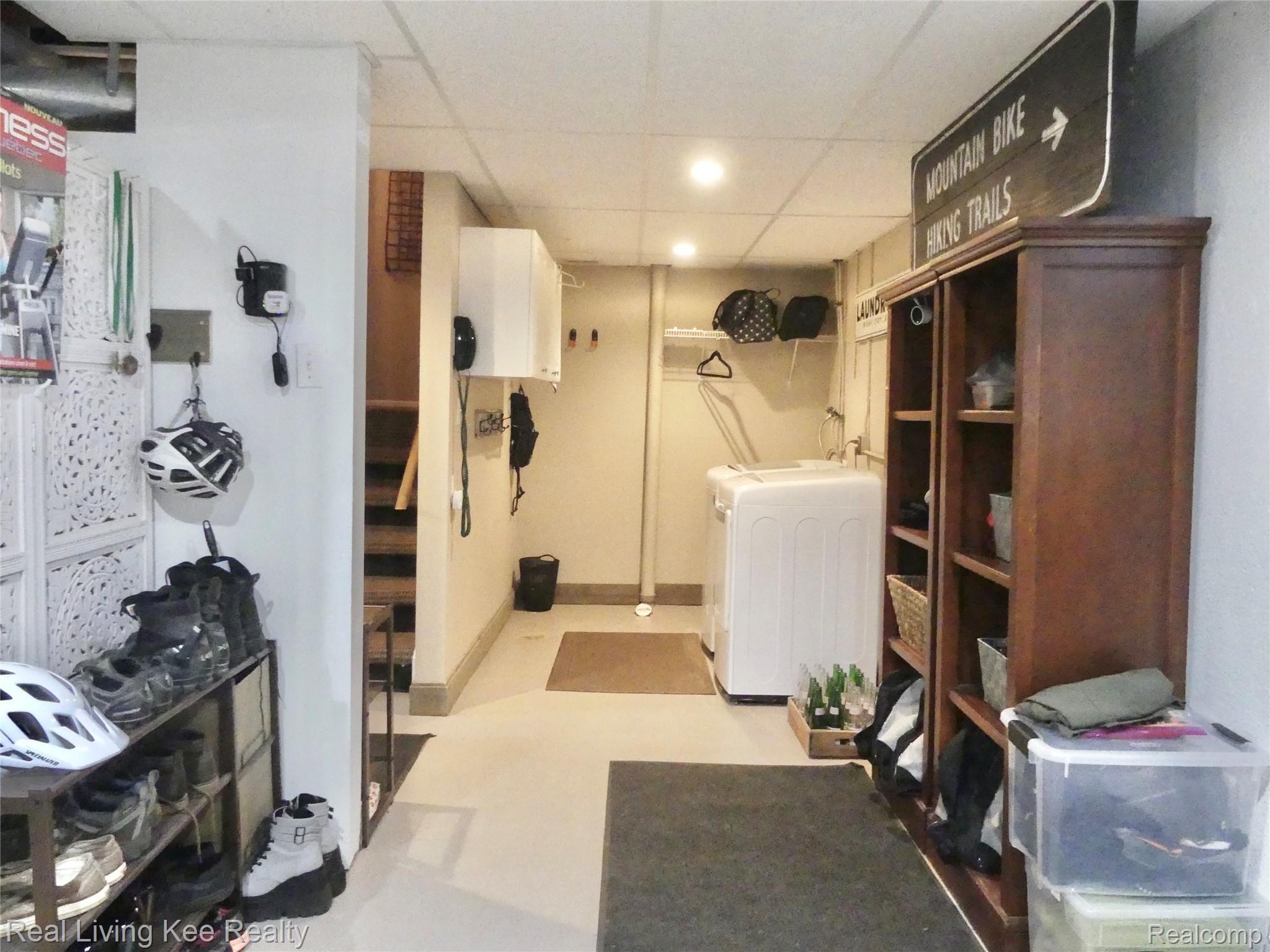1355 Autumn Lane Rochester, MI 48306 - Photo 32 of 40 Partially finished basement with laundry area