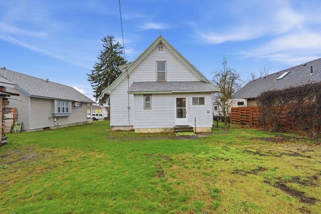 313 East Gordon Avenue Spokane, WA 99207 - Photo 30 of 38