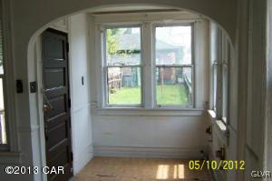 601 North Locust Street Hazleton, PA 18201 - Photo 8 of 22 601LocustBreakfeastAreaCjpg