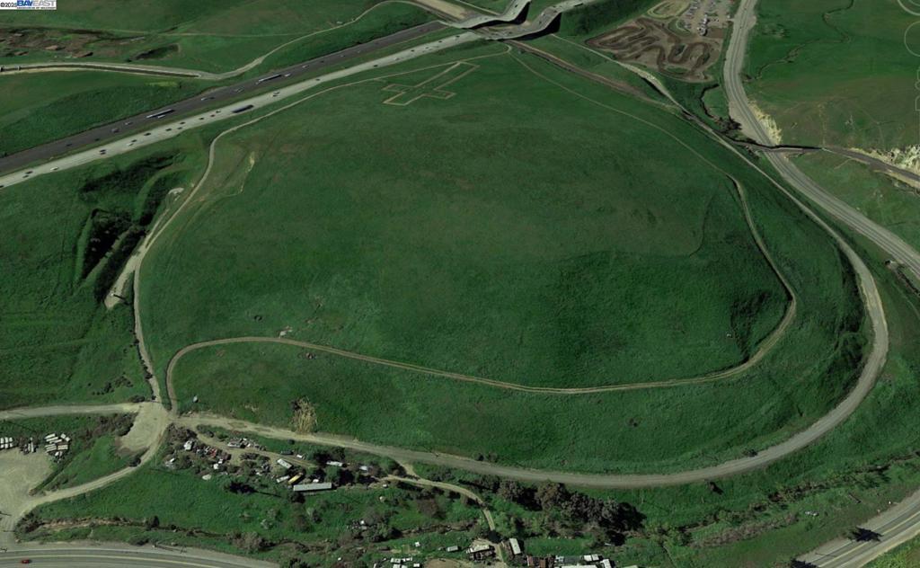 50 East Highway Livermore, CA 94550 - Photo 3 of 5 a view of a sink