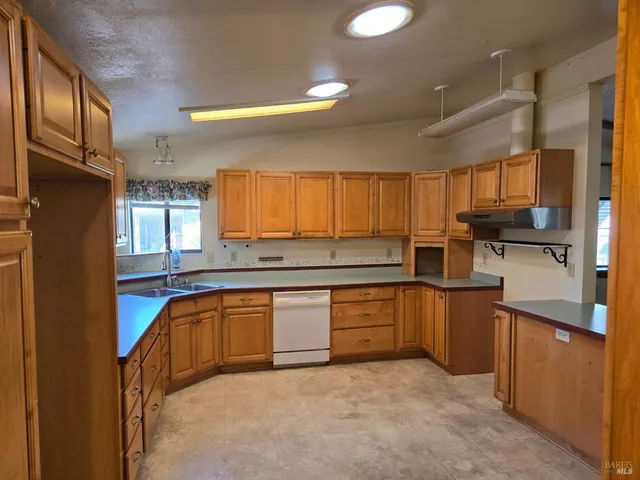 $69,000 | 23 Blanco Place, Ukiah, CA 95482