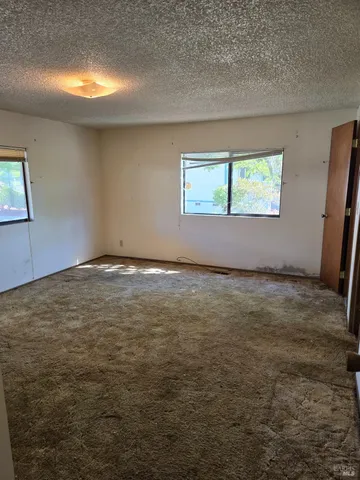 $69,000 | 23 Blanco Place, Ukiah, CA 95482