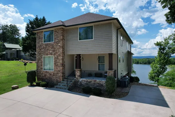 $1,075,000 | 341 Russell Lane, Decatur, TN 37322