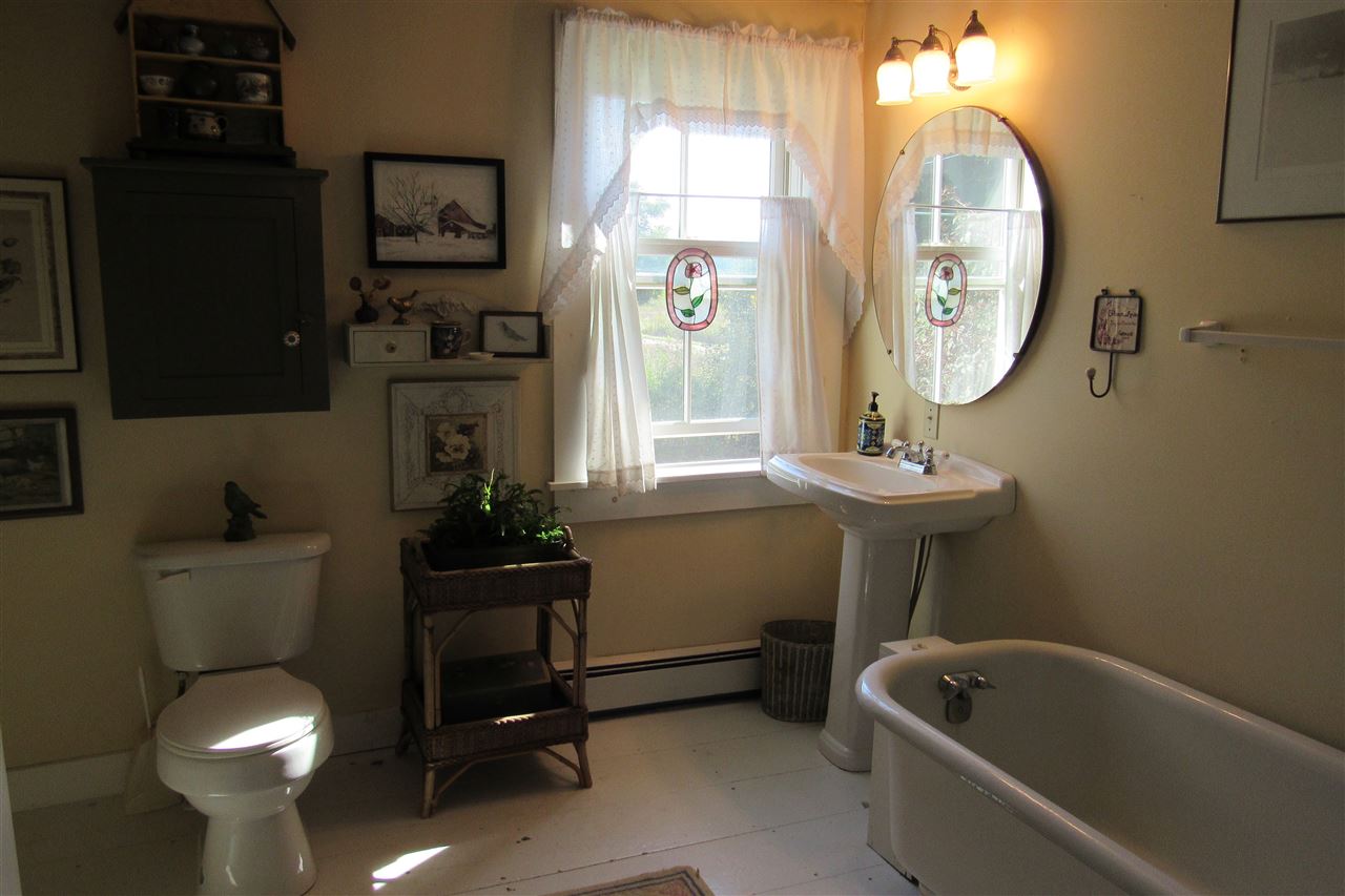 1036 Morgan Road Salisbury, VT 05769 - Photo 12 of 39