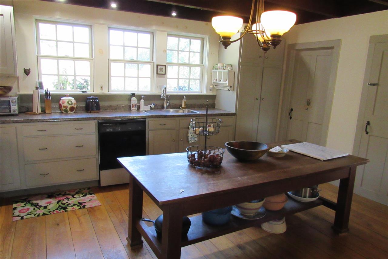 1036 Morgan Road Salisbury, VT 05769 - Photo 7 of 39