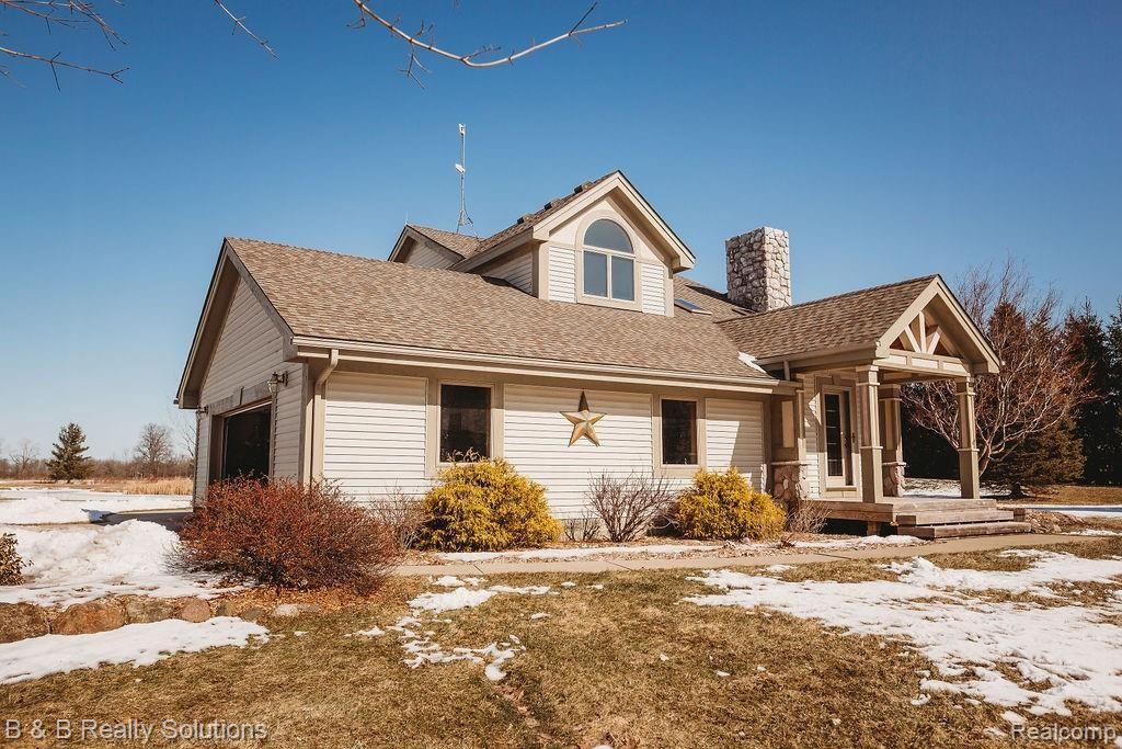 2457 Dodds Road North Branch, MI 48461 - Photo 16 of 71 8G0A1332.jpg