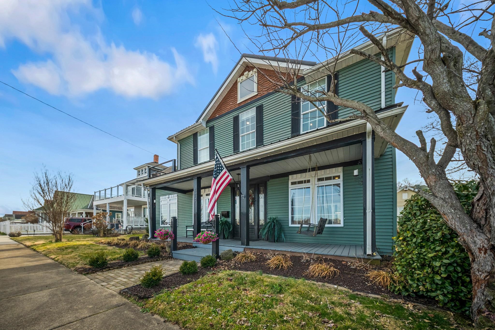 329 Riverside Drive Russell, KY 41169 - Photo 1 of 37