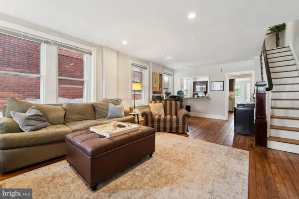 $2,995 | 222 North New Street, West Chester, PA 19380