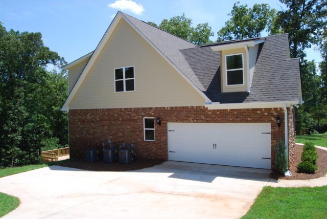 118 Laurel Ridge Forsyth, GA 31029 - Photo 2 of 21 a view of backyard of house