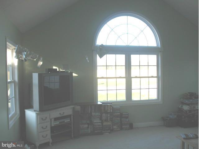 4303 Langrell Road Preston, MD 21655 - Photo 2 of 12 Family Room