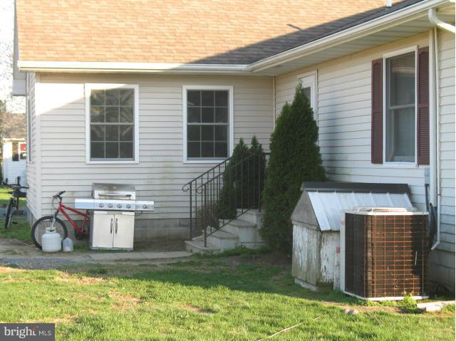 4303 Langrell Road Preston, MD 21655 - Photo 11 of 12 Exterior (Rear)