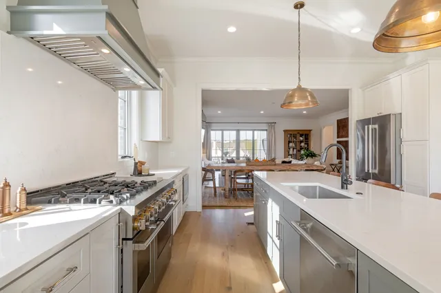 $875,000 | 107 Cardiff Drive, Thompson's Station, TN 37179