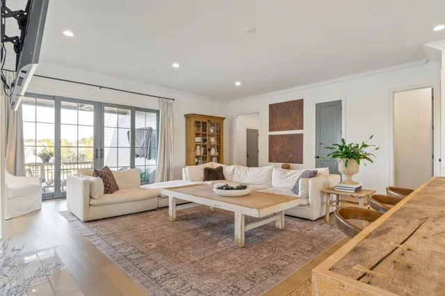 $875,000 | 107 Cardiff Drive, Thompson's Station, TN 37179